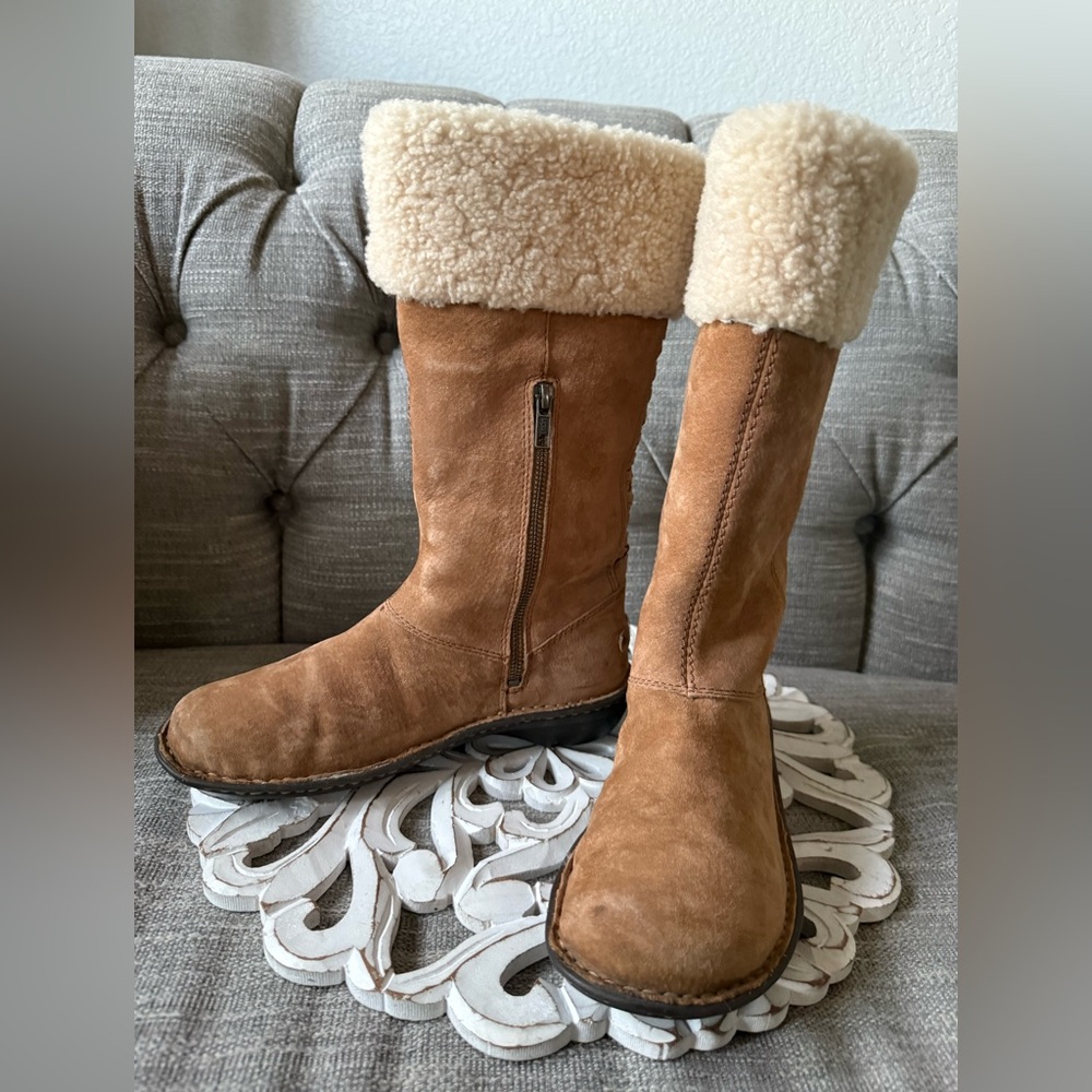 UGG shearling Suede Leather Winter Boots Women’s 8